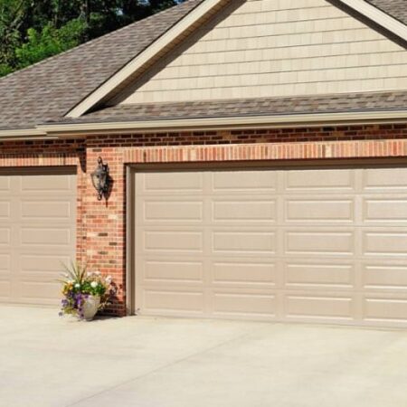 chi-long-raised-panel-garage-door-0001