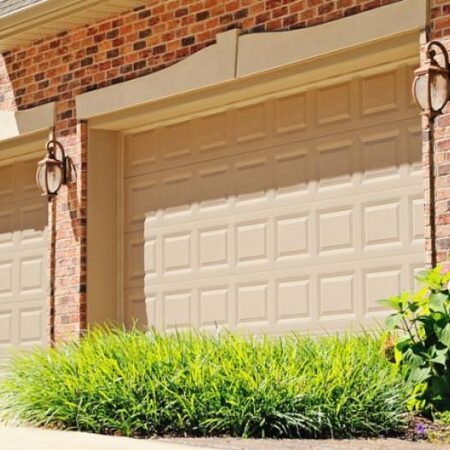 chi-short-raised-panel-garage-door-0003